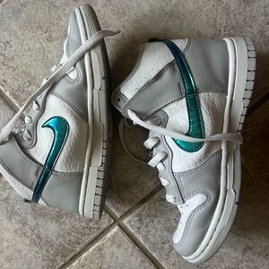Nike Dunk high top